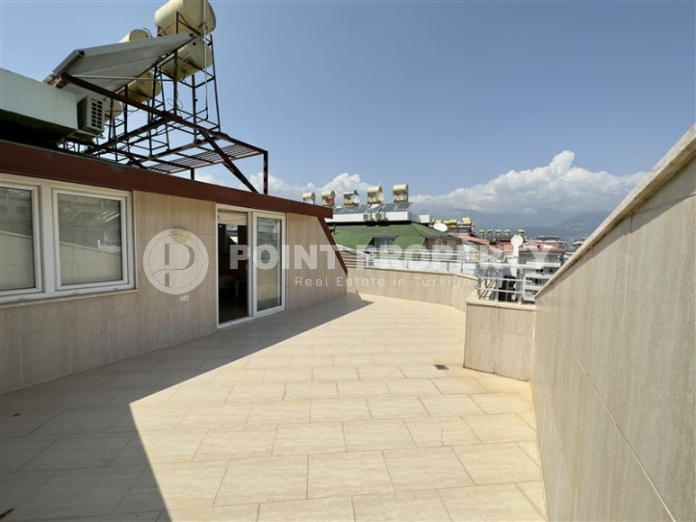 Панорамный дуплекс с видом на море, на 4-м этаже с мансардой, в центре популярного района Аланьи - Оба-id-6112-фото-17