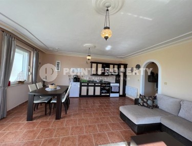 Недорогая меблированная квартира с двумя спальнями, в 850 метрах от моря-id-6115-фото-4