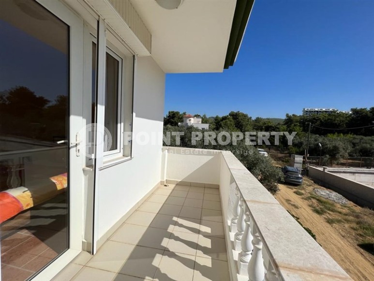 Недорогая меблированная квартира с двумя спальнями, в 850 метрах от моря-id-6115-фото-12