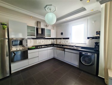 Уютная квартира с современным дизайном, на 3-м этаже в жилом комплексе, построенном в 2010 году-id-6117-фото-4