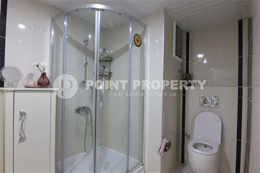 Furnished three bedroom apartment, 178m² 200m from the sea in Mahmutlar, Alanya-id-1482-photo-17