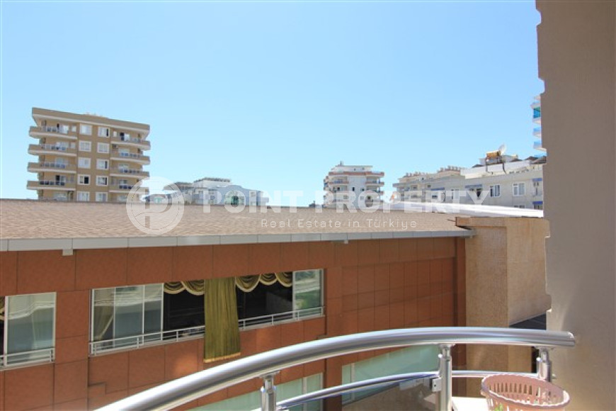 Furnished three bedroom apartment, 178m² 200m from the sea in Mahmutlar, Alanya-id-1482-photo-22