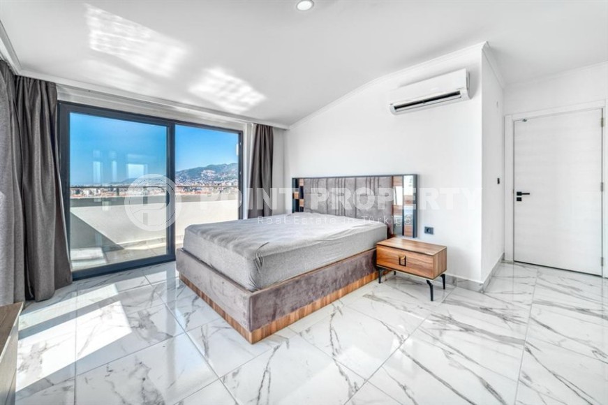 Стильная двухуровневая квартира с панорамным видом на горы, в центре популярного района Аланьи - Оба-id-6130-фото-4