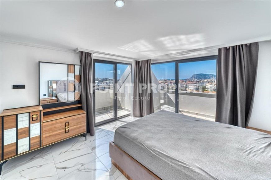 Стильная двухуровневая квартира с панорамным видом на горы, в центре популярного района Аланьи - Оба-id-6130-фото-6