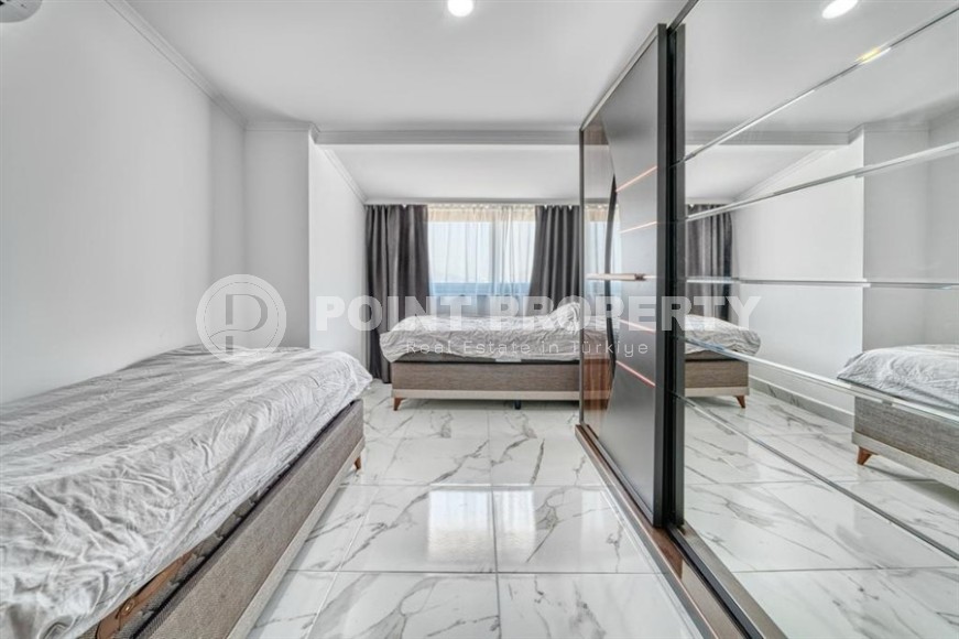 Стильная двухуровневая квартира с панорамным видом на горы, в центре популярного района Аланьи - Оба-id-6130-фото-7