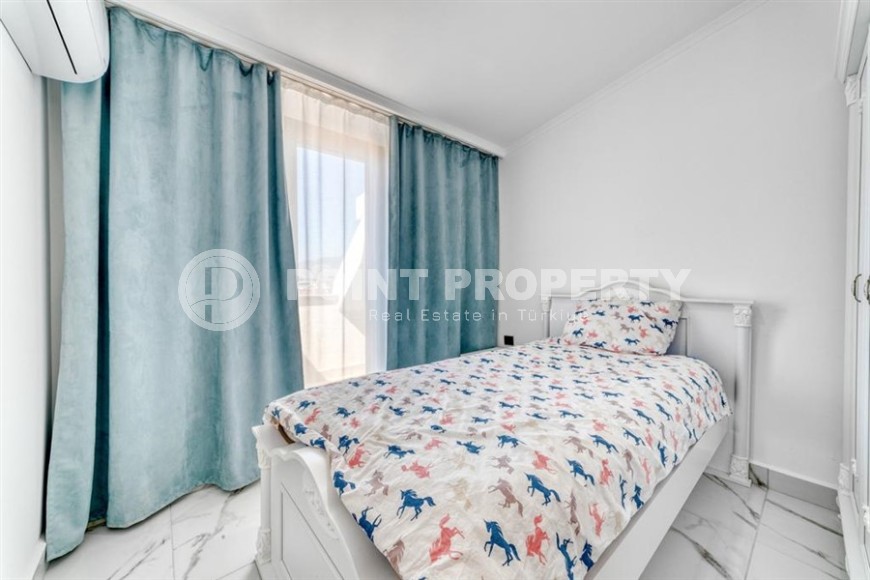 Стильная двухуровневая квартира с панорамным видом на горы, в центре популярного района Аланьи - Оба-id-6130-фото-8