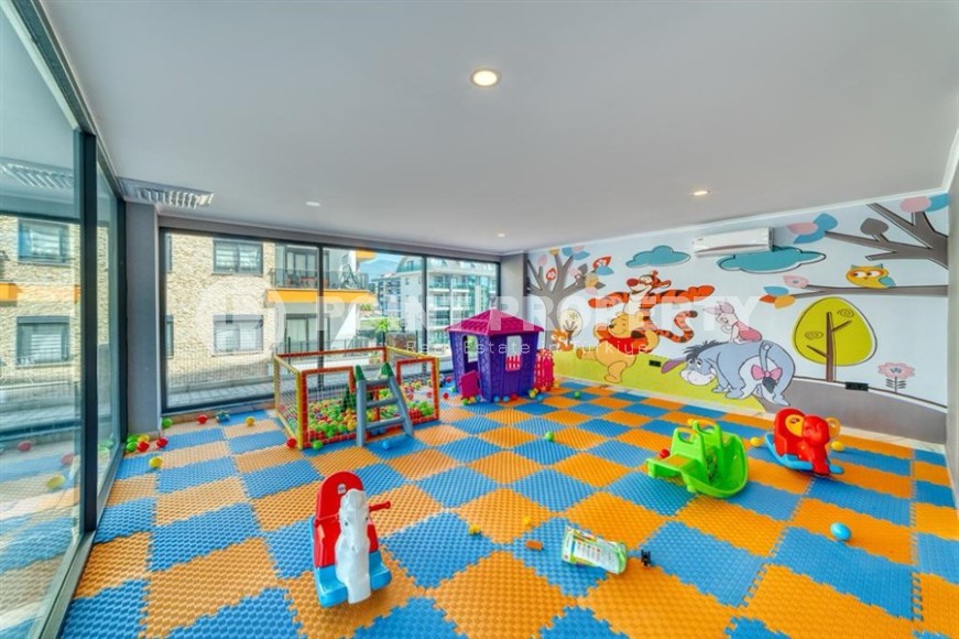 Стильная двухуровневая квартира с панорамным видом на горы, в центре популярного района Аланьи - Оба-id-6130-фото-20