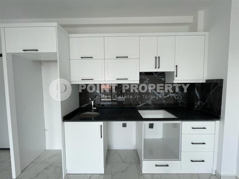 Небольшая новая квартира с чистовой отделкой, в двух километрах от моря-id-6131-фото-3