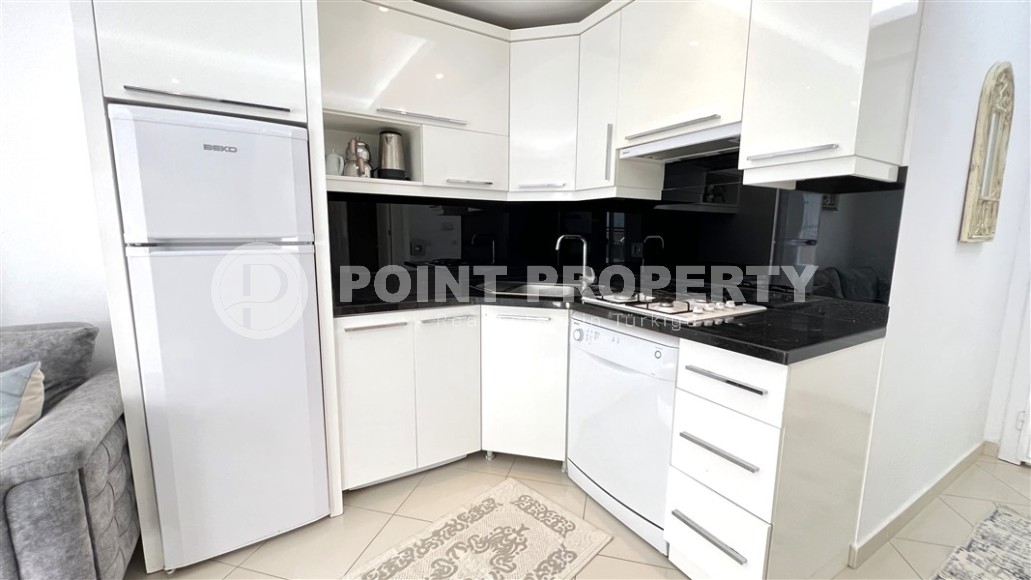 Небольшая меблированная квартира 1+1, общей площадью 48 м2, в 250 метрах от пляжа и набережной-id-5596-фото-3