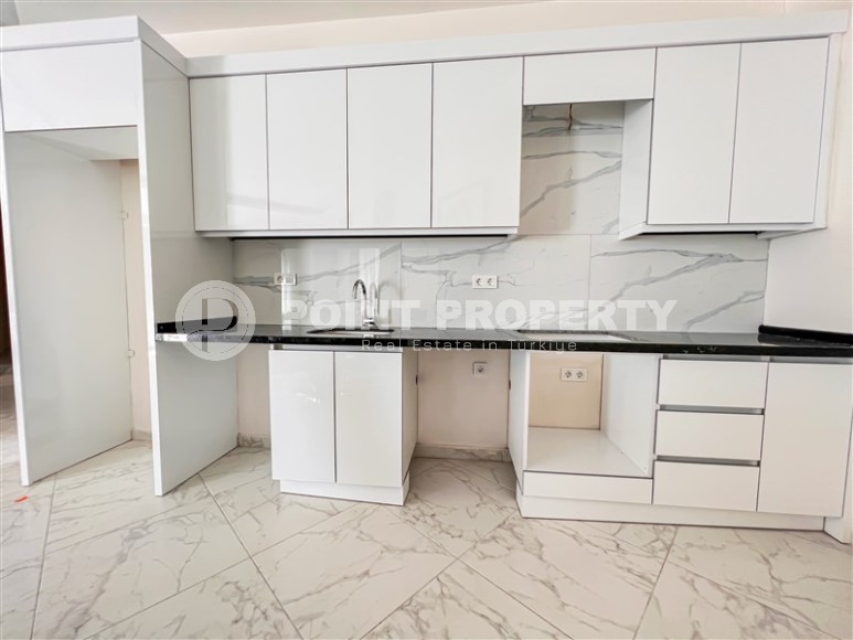 Comfortable new apartment on the 5th floor with an attic, 400 meters from the sea-id-6134-photo-5