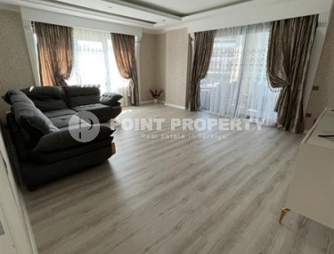 Spacious 4+1 apartment with a total area of 200 m2, 800 meters from the beach, in the Mahmutlar area-id-6137-photo-1