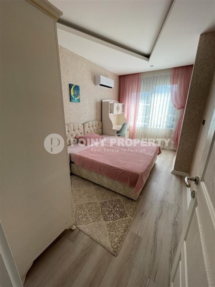 Spacious 4+1 apartment with a total area of 200 m2, 800 meters from the beach, in the Mahmutlar area-id-6137-photo-4