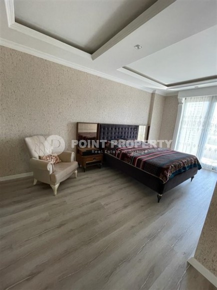 Spacious 4+1 apartment with a total area of 200 m2, 800 meters from the beach, in the Mahmutlar area-id-6137-photo-5