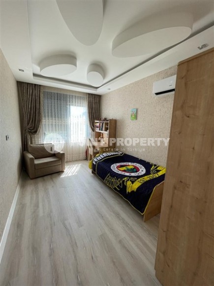 Spacious 4+1 apartment with a total area of 200 m2, 800 meters from the beach, in the Mahmutlar area-id-6137-photo-7