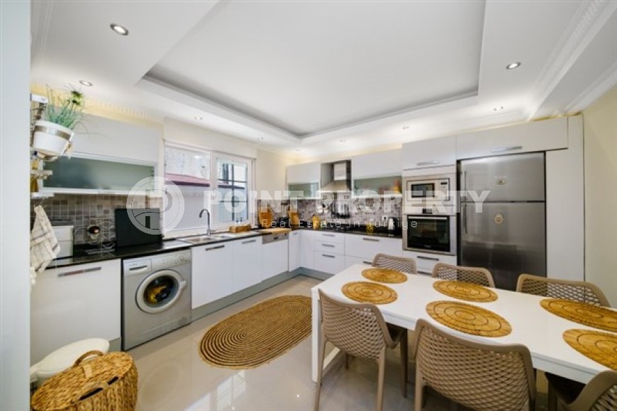 Отдельно стоящая вилла с бассейном и садом, в живописном, престижном районе Аланьи - Хасбахче-id-6138-фото-4