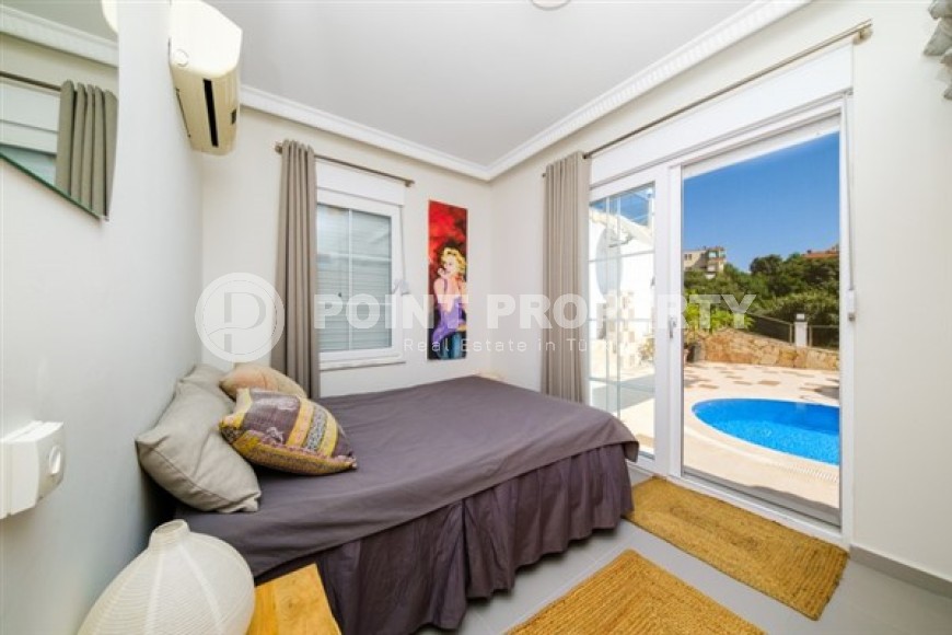 Отдельно стоящая вилла с бассейном и садом, в живописном, престижном районе Аланьи - Хасбахче-id-6138-фото-5