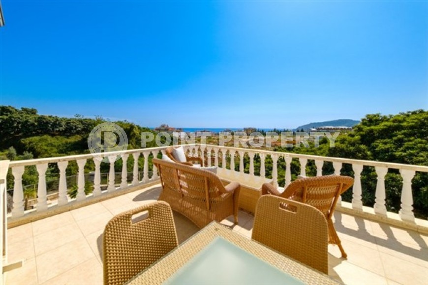 Отдельно стоящая вилла с бассейном и садом, в живописном, престижном районе Аланьи - Хасбахче-id-6138-фото-14