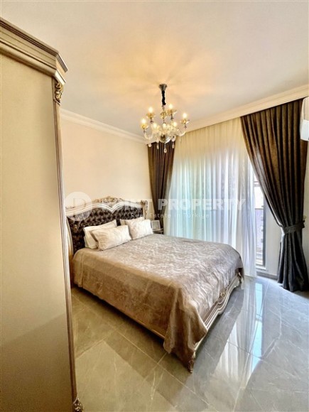 Stylish apartment with classic design, furniture and appliances, 650 meters from the sea-id-6139-photo-7