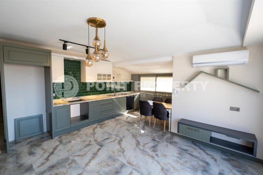 Spacious two-level apartment with high-quality finishing, 150 meters from the luxurious Cleopatra Beach-id-6142-photo-2