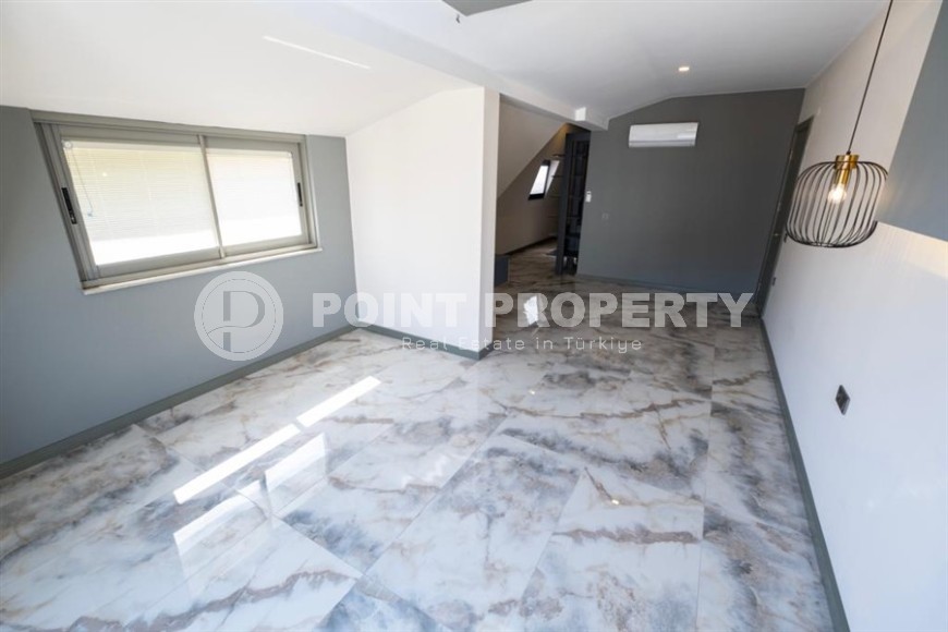 Spacious two-level apartment with high-quality finishing, 150 meters from the luxurious Cleopatra Beach-id-6142-photo-6