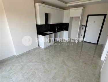 Small new apartment on the 5th floor, in a modern residential complex, commissioned in August 2023-id-6143-photo-2