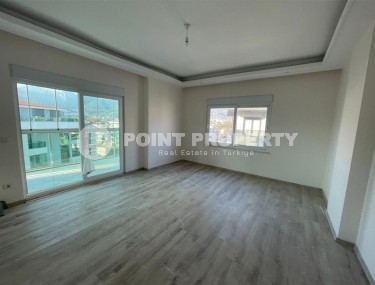 Квартира с чистовой отделкой, на 4-м этаже в жилом комплексе, введенном в эксплуатацию в 2022 году-id-6149-фото-4