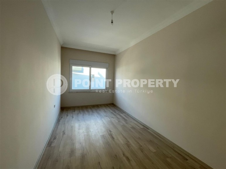 Apartment with fine finishing, on the 4th floor in a residential complex, commissioned in 2022-id-6149-photo-6