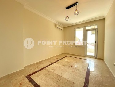 Большая двухуровневая квартира на 5-м этаже с мансардой, в 200 метрах от моря-id-6153-фото-5