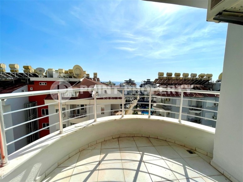 Большая двухуровневая квартира на 5-м этаже с мансардой, в 200 метрах от моря-id-6153-фото-12