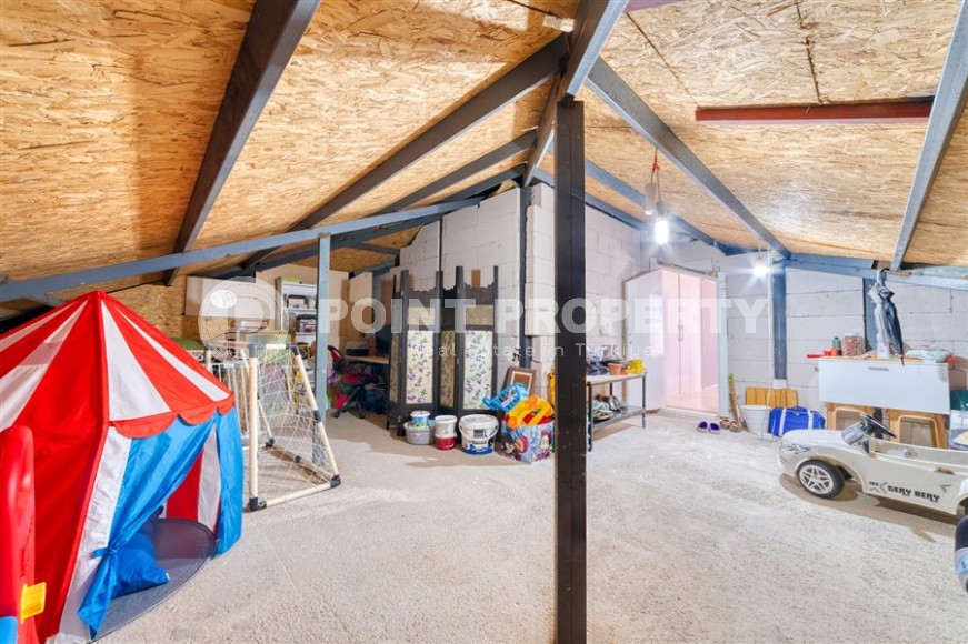 Comfortable, cozy apartment 3+1, on an area of 190 m2, in the popular area of Alanya - Oba-id-6154-photo-11