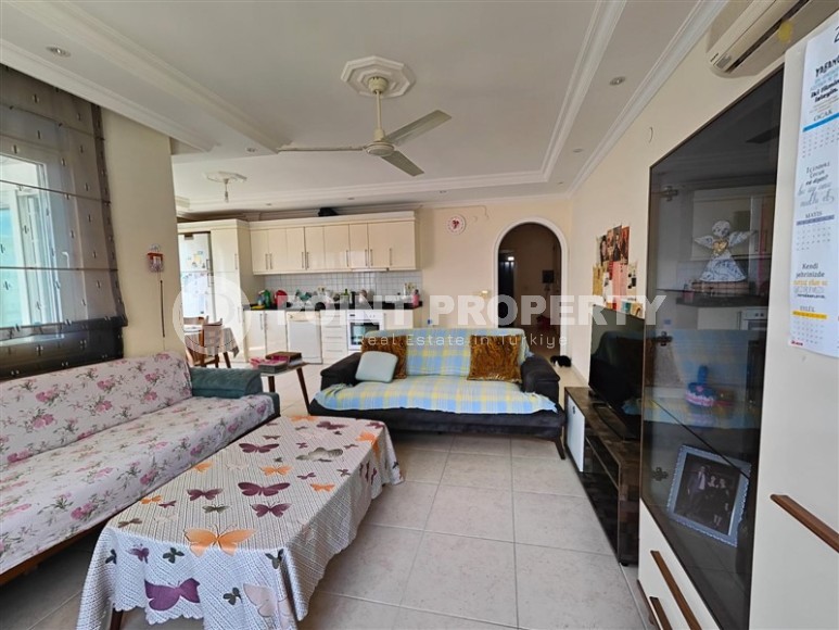 Меблированная квартира с двумя спальными комнатами, в центре спокойного района Аланьи - Тосмур-id-6155-фото-3