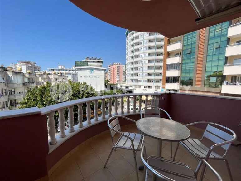 Квартира с современным дизайном, стильной мебелью и бытовой техникой, в самом центре Аланьи-id-6157-фото-10