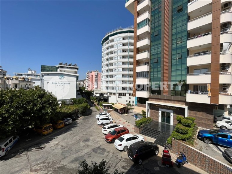 Квартира с современным дизайном, стильной мебелью и бытовой техникой, в самом центре Аланьи-id-6157-фото-13