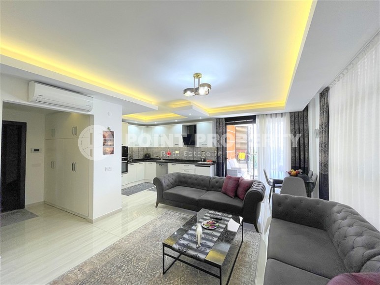 Комфортабельная, современная квартира на первой линии от моря, в центре престижного района Аланьи - Кестель-id-6168-фото-3