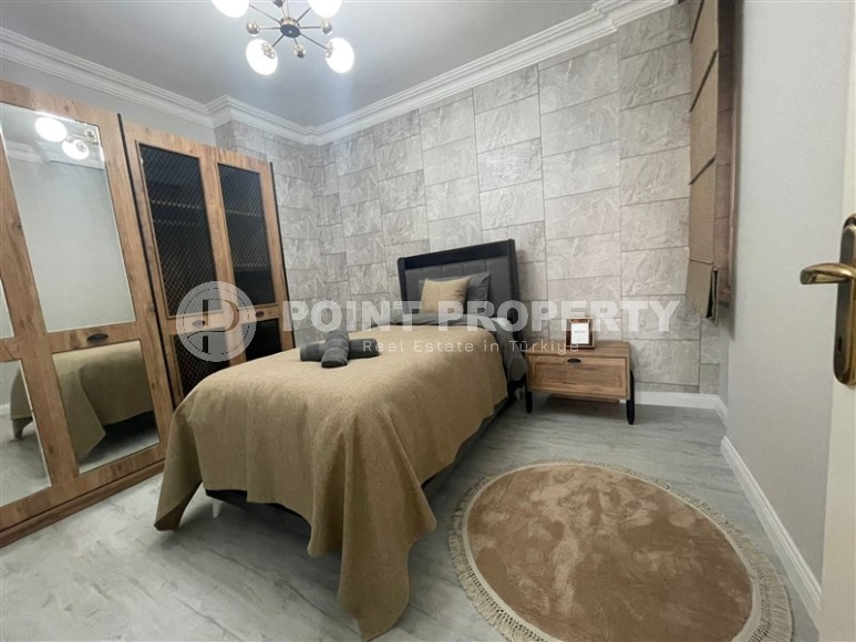 Apartment 2+1 on the Mediterranean coast in the center of Tosmur.-id-4199-photo-6