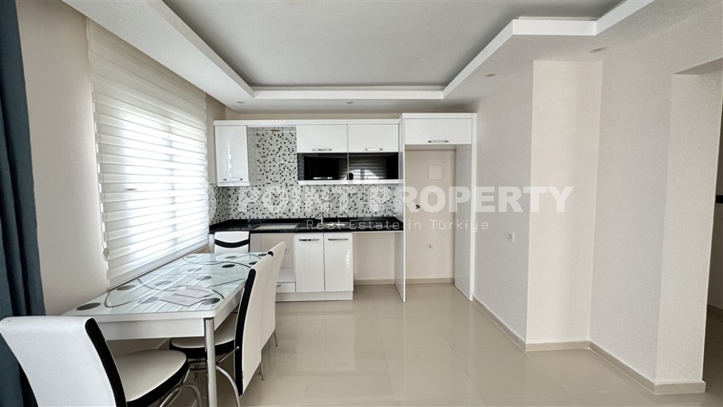 Светлая, просторная квартира с одной спальней, в 500 метрах от моря-id-6179-фото-4