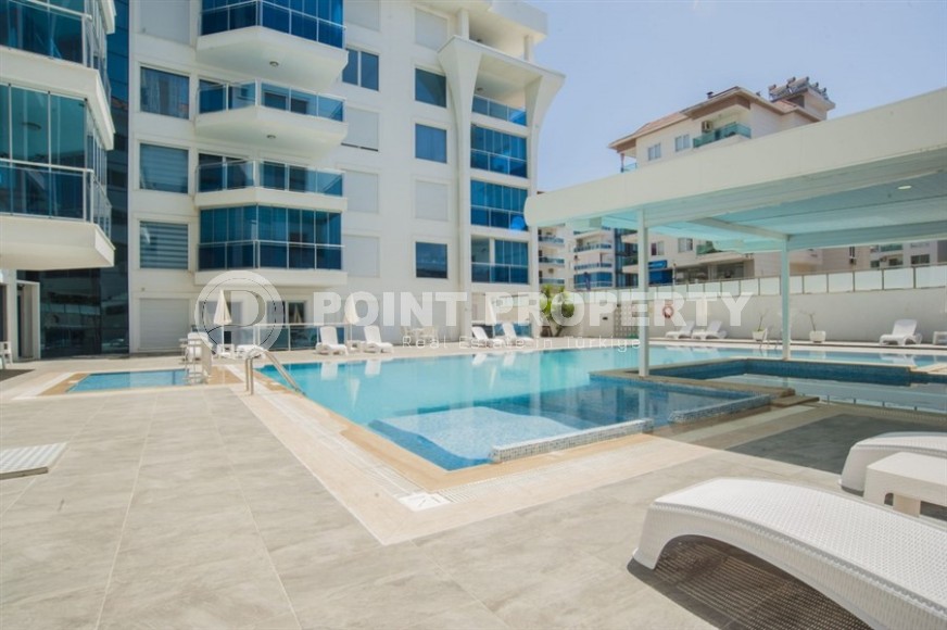 Комфортабельная квартира с большим застекленным балконом, в 150 метрах от моря-id-6180-фото-9