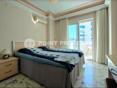 Современная квартира с мебелью и бытовой техникой, на первой линии от моря, в центре района Тосмур-id-6182-фото-5