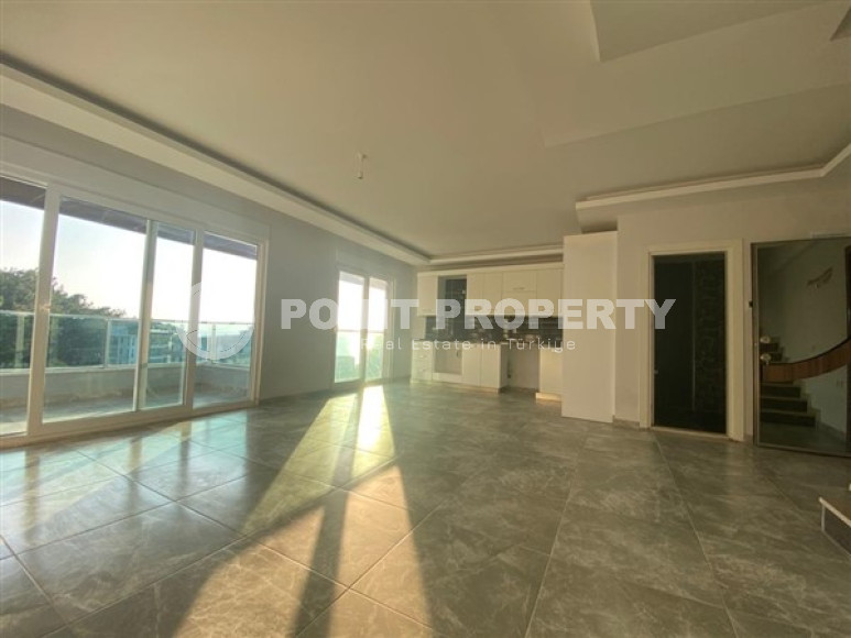 Двухуровневая трехкомнатная квартира, 180м², в новом комплексе в 500м от моря в районе Алании - Каргыджак-id-1487-фото-31