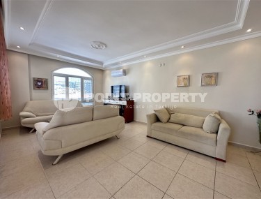 Светлая, универсальная квартира 2+1, на площади 110 м2, на 2-м этаже, в центре района Тосмур-id-6185-фото-2