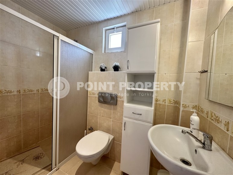 Светлая, универсальная квартира 2+1, на площади 110 м2, на 2-м этаже, в центре района Тосмур-id-6185-фото-9