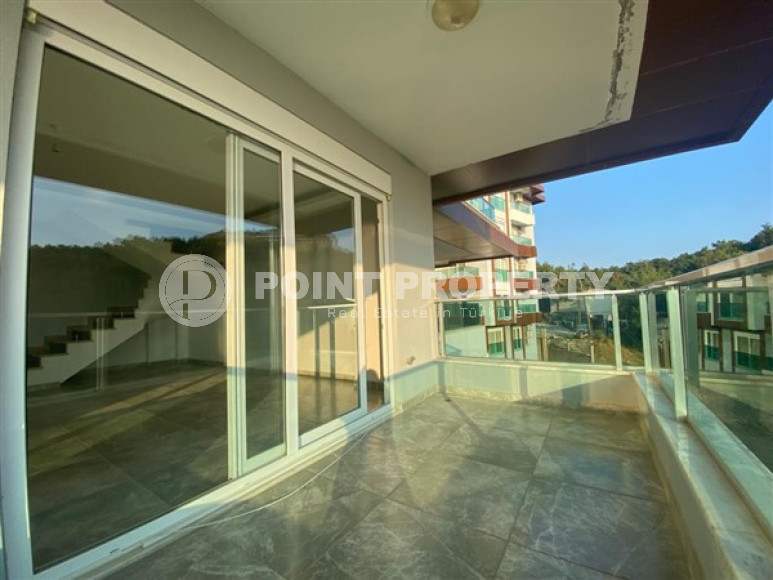 Двухуровневая трехкомнатная квартира, 180м², в новом комплексе в 500м от моря в районе Алании - Каргыджак-id-1487-фото-32