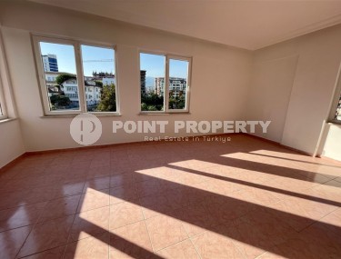 Недорогая квартира 2+1, на площади 110 м2, в центре спокойного, живописного района Аланьи - Тосмур-id-6187-фото-4