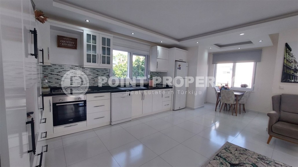 Комфортабельная, уютная квартира с двумя спальными комнатами, в 150 метрах от пляжа и набережной-id-6188-фото-4