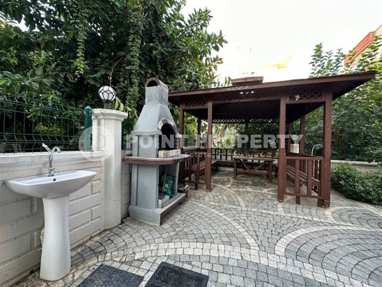 Комфортабельная, уютная квартира с двумя спальными комнатами, в 150 метрах от пляжа и набережной-id-6188-фото-13