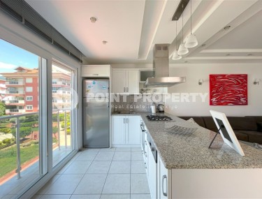 Современная, светлая квартира в комфортабельном жилом комплексе, в 1200 метрах от пляжа-id-6190-фото-4