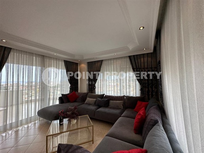 Меблированная трёхкомнатная квартира в центре Аланьи, 200 метров от городских объектов-id-3610-фото-3