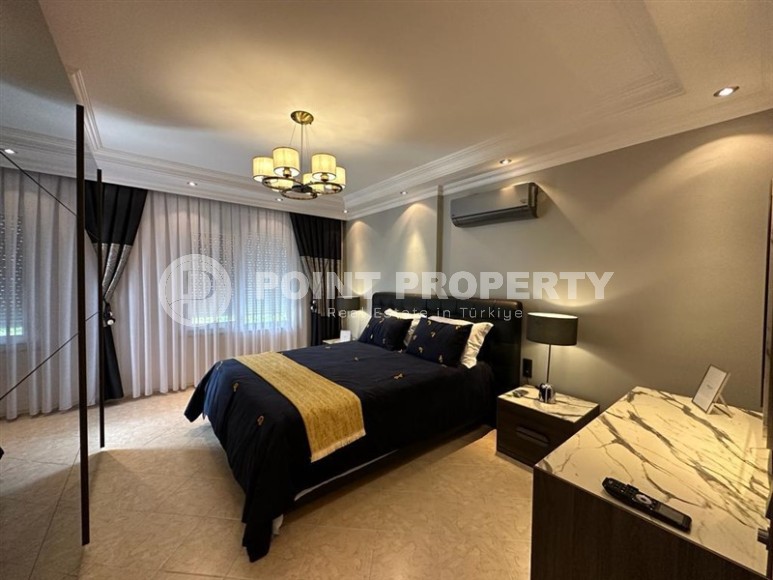 Меблированная трёхкомнатная квартира в центре Аланьи, 200 метров от городских объектов-id-3610-фото-7