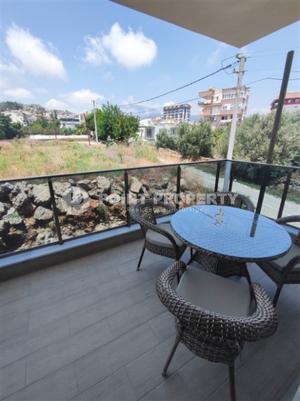 Новая квартира с мебелью и бытовой техникой, в 750 метрах от моря, в районе Демирташ-id-6196-фото-9