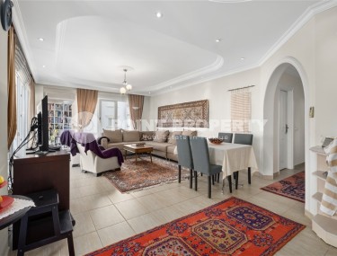 Comfortable, furnished apartment 2+1, on an area of 125 m2, in a quiet area of Alanya - Cikcilli-id-6198-photo-1
